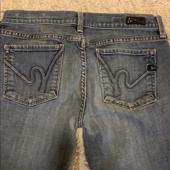 Citizens - Picture 2 of 6